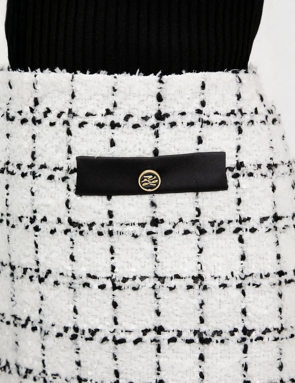 KARL LAGERFELD BOUCLE SKIRT