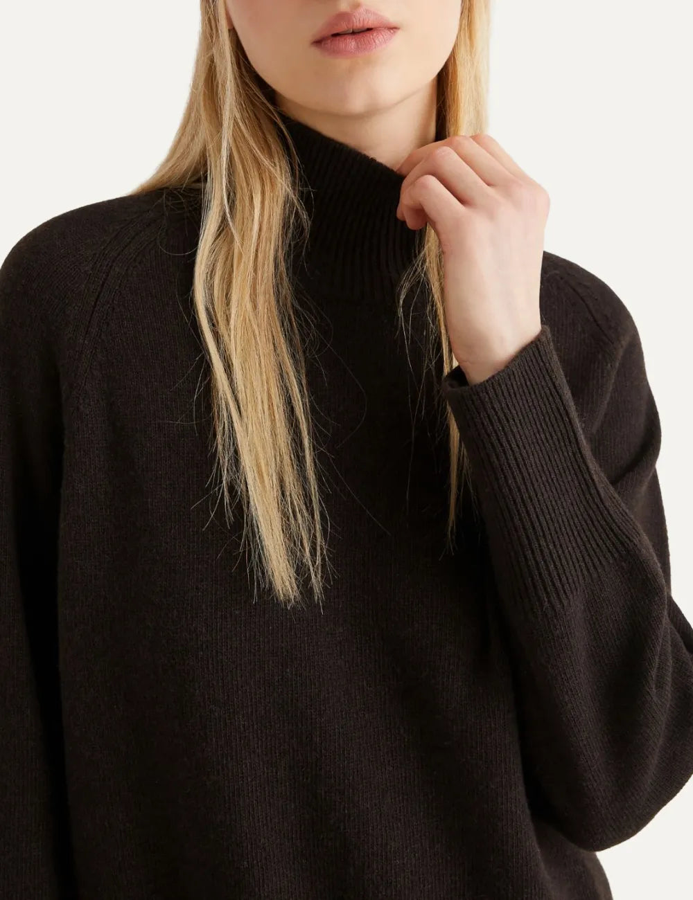 MARELLA ISMAELE BROWN