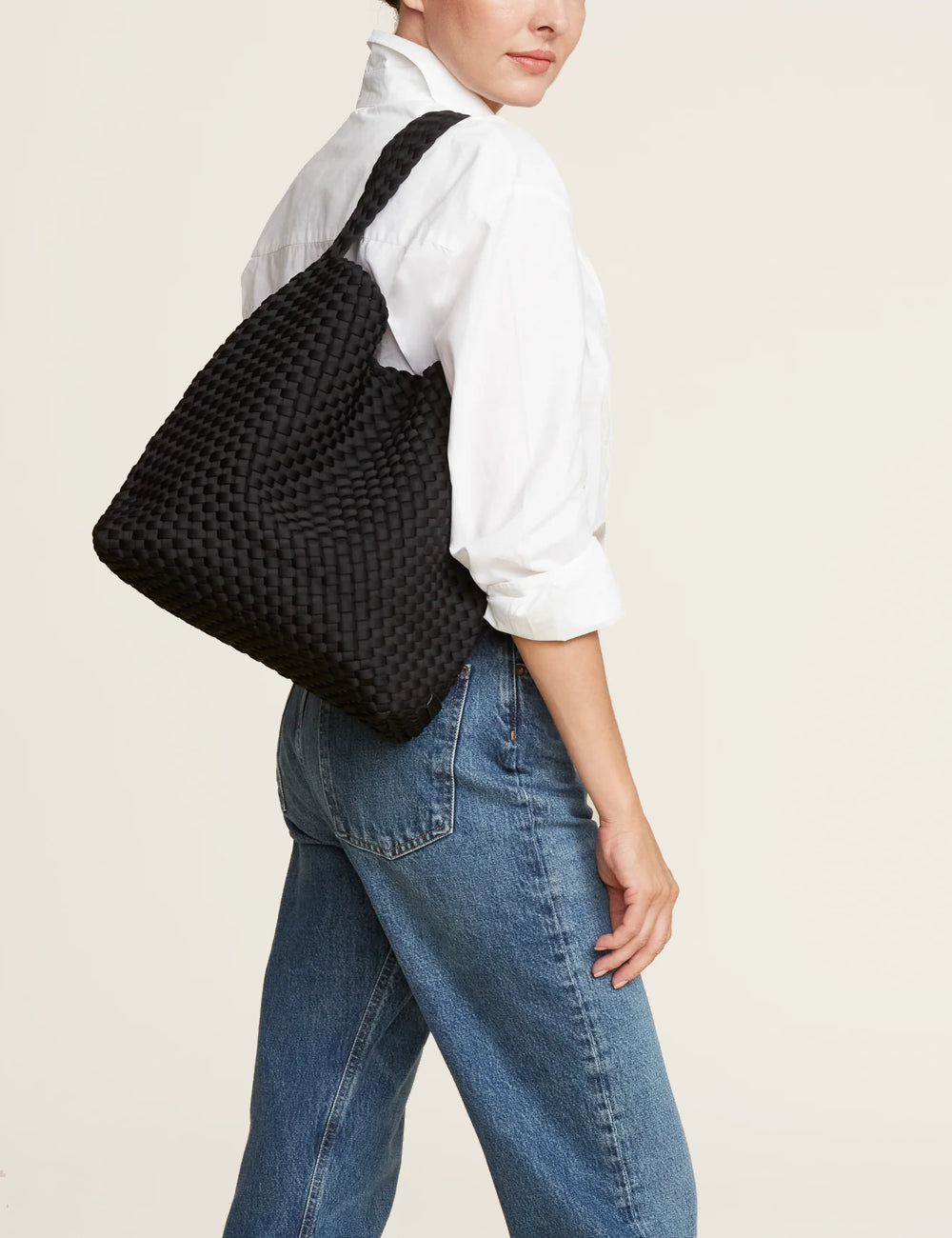 NAGHEDI NOMAD HOBO MEDIUM BLACK