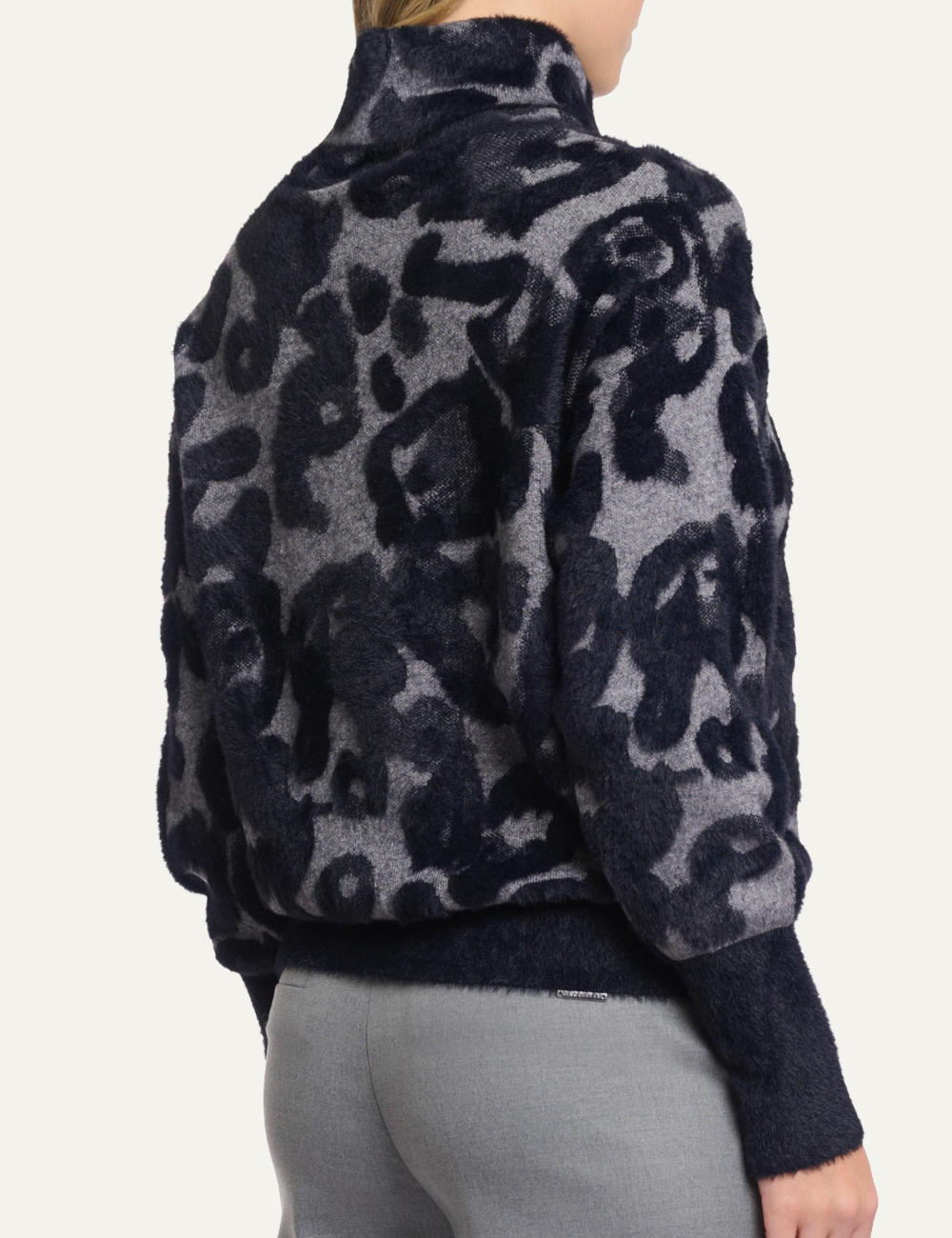 RINO PELLE NAURA SWEATER GREY BACK LEO