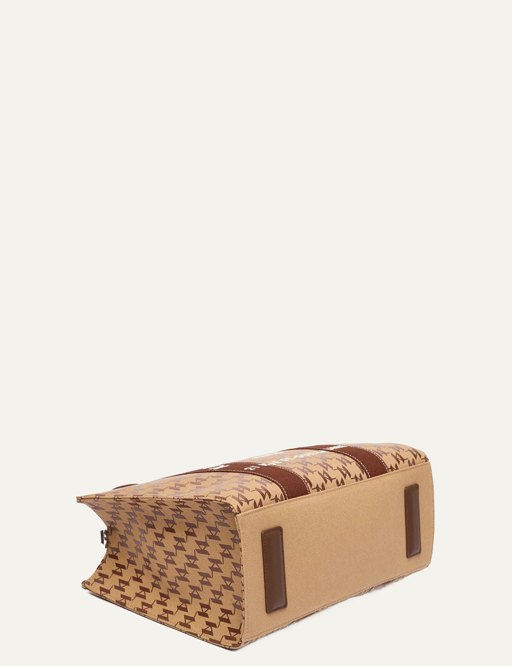 Bottom view Karl Lagerfeld tote bag με ενισχυμένη βάση