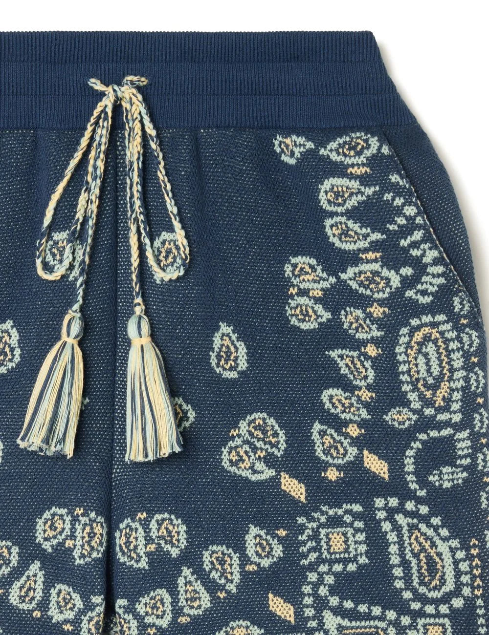 Ανδρική Alanui bandana bermuda λεπτομέρεια πλεκτό κορδόνι και φούντες