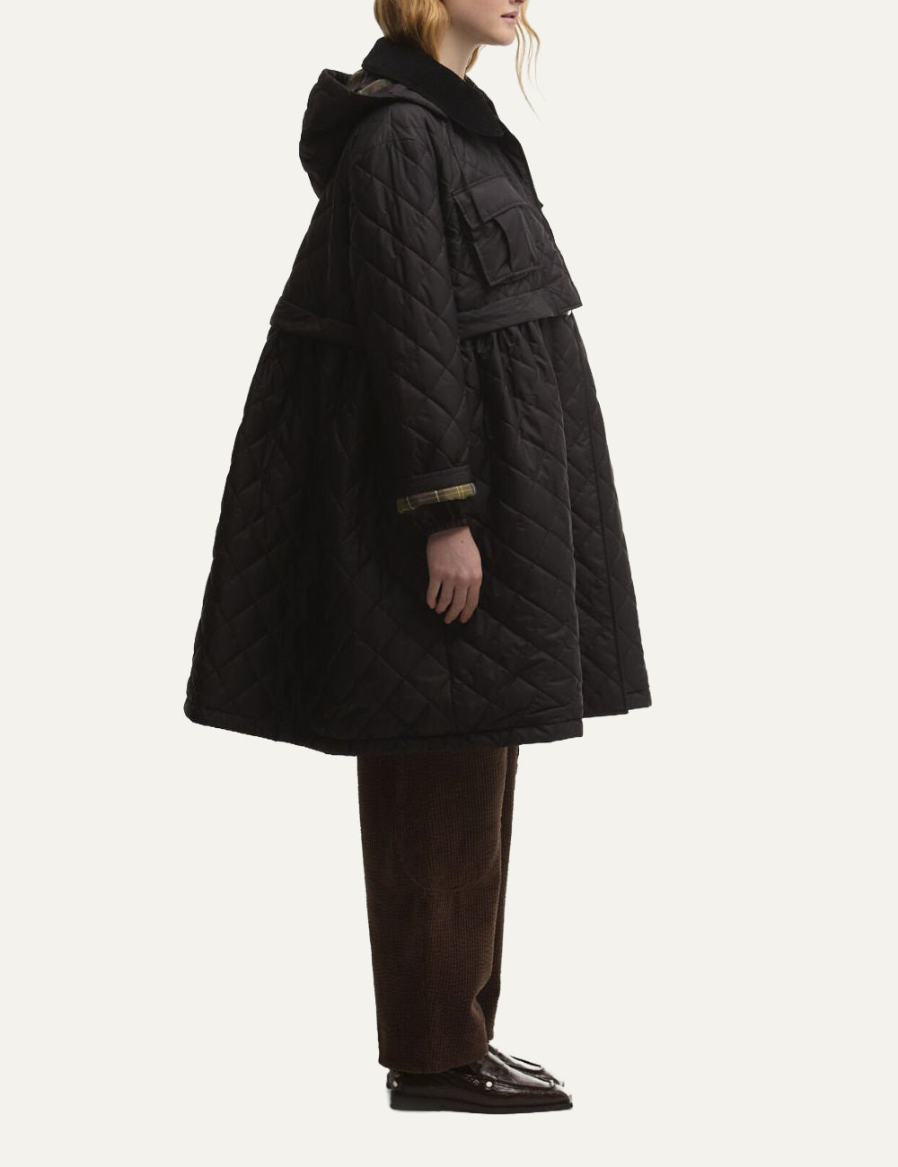 Γυναικείο quilted jacket Barbour x GANNI black side view with detachable skirt detail