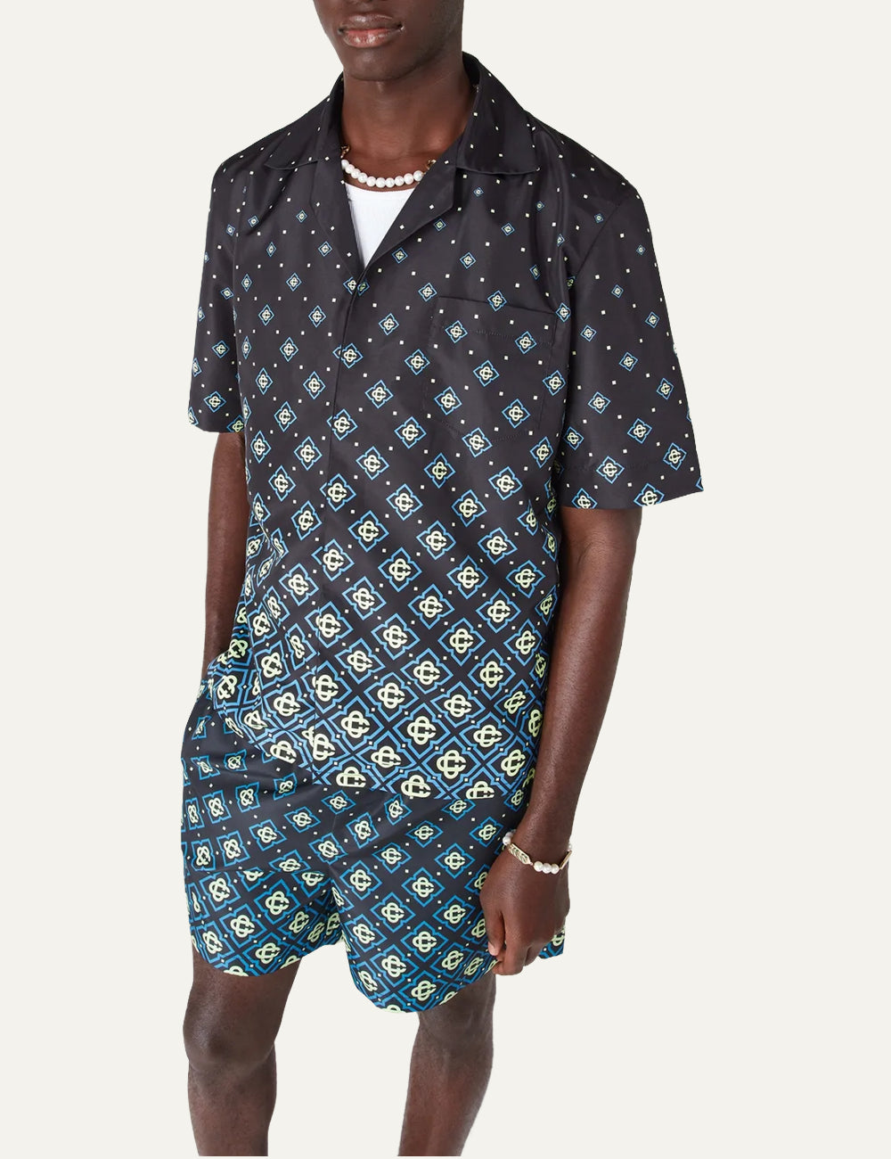 Λεπτομέρεια Casablanca swim shirt ανδρικό με κουμπιά CC logo