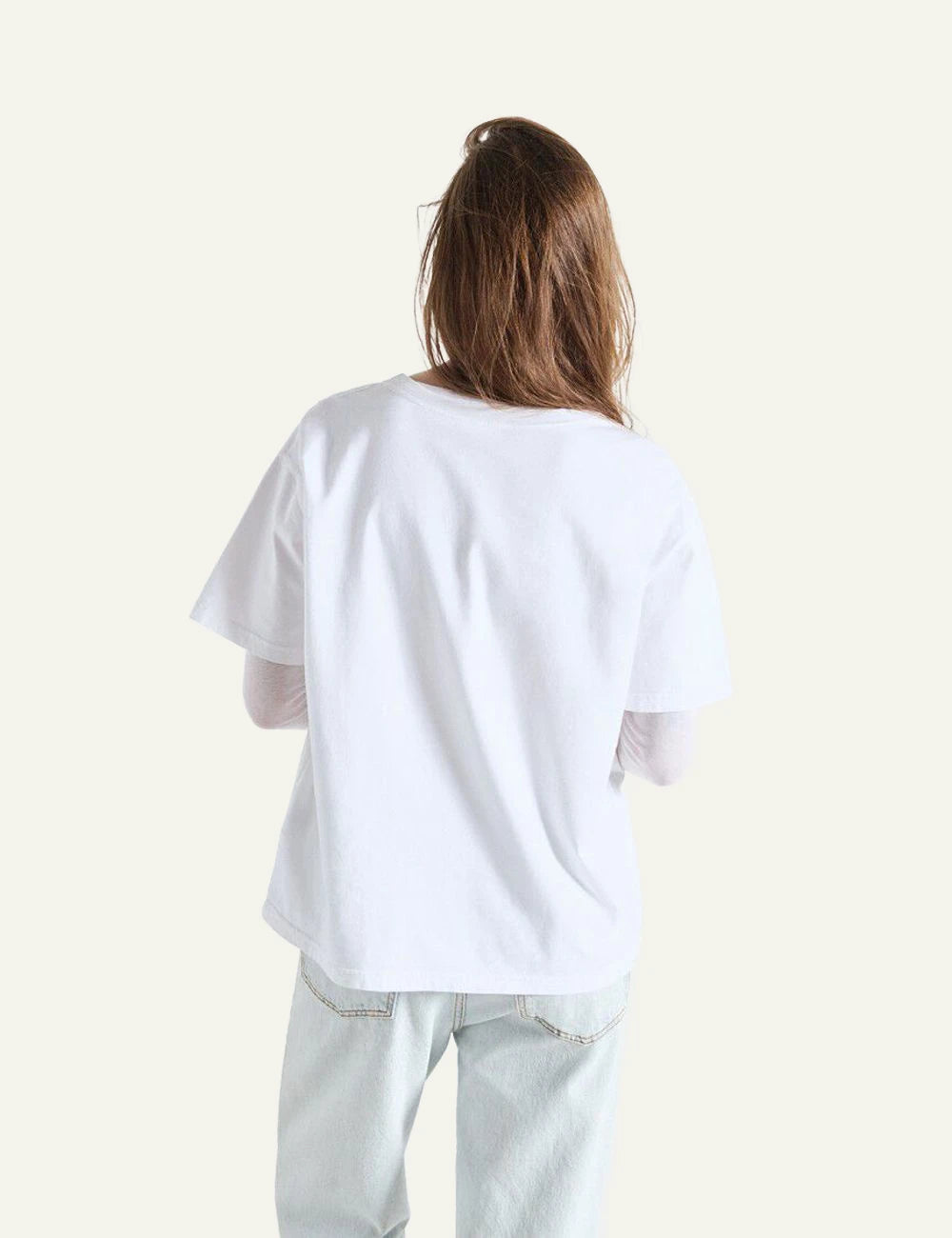 american vintage t-shirt white crew neck short sleeve back view
