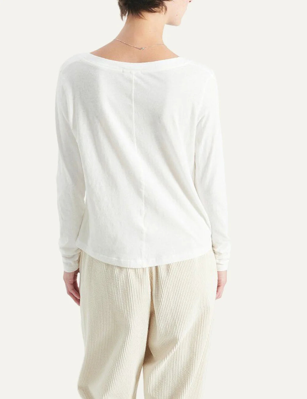 American Vintage women's white cotton long sleeve V-neck T-shirt back