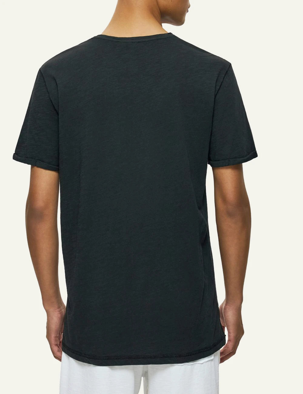 Dirty Laundry roundneck detailed t-shirt black back look