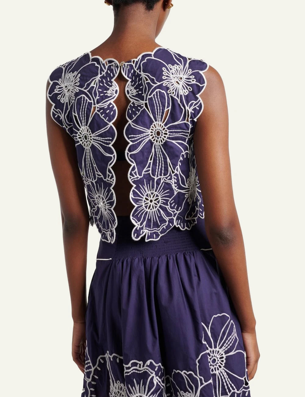 Farm Rio blue flowers richelieu crop top navy embroidered back view