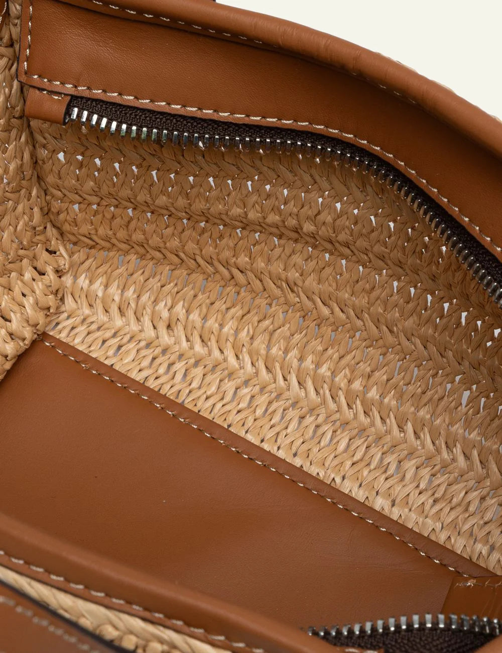 gianni chiarini marcella shopping bag beige top