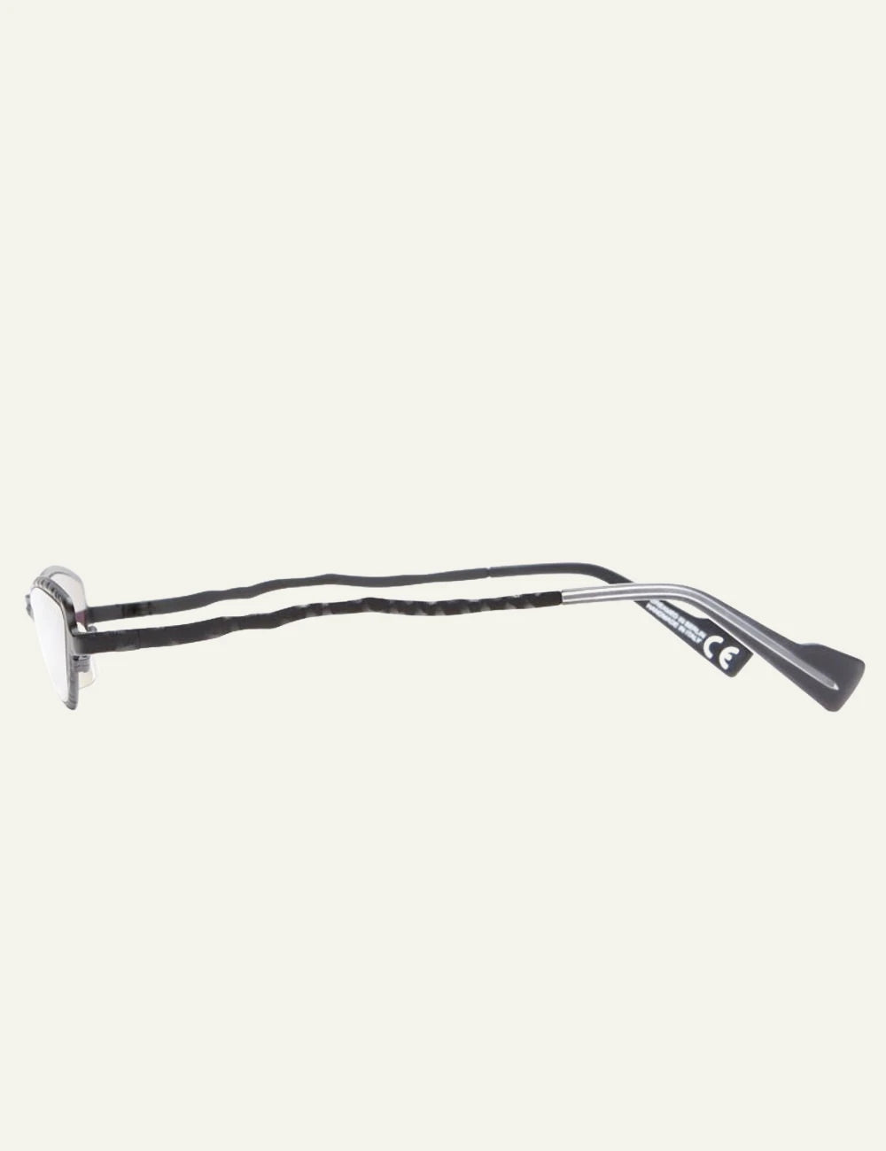 Kuboraum Z29 black matt cat eye sunglasses grey lenses side view