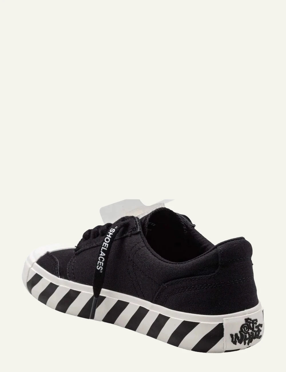 Off-White Vulc low sneakers black white arrow stripe sole back view