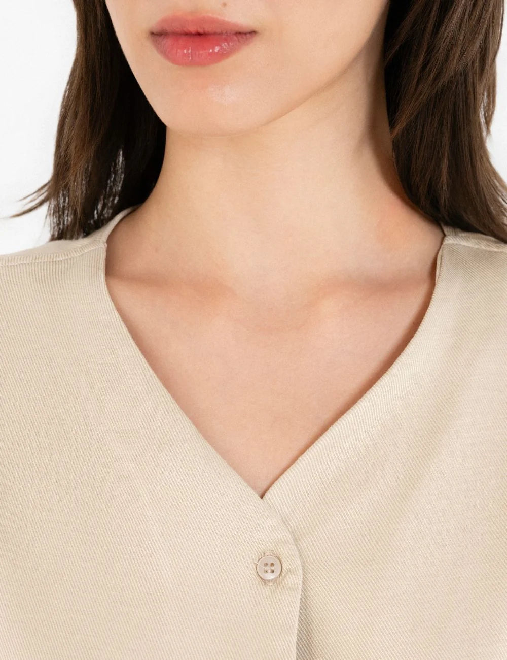 Philosophy vest light beige V neckline detail