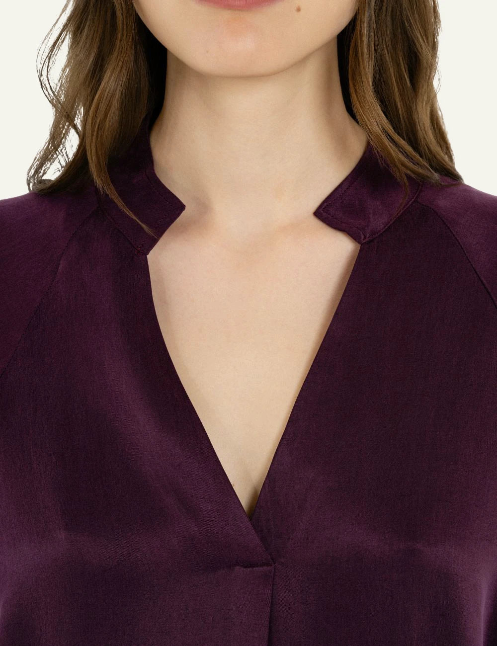 Philosophy women's purple cupro viscose blouse neck details
