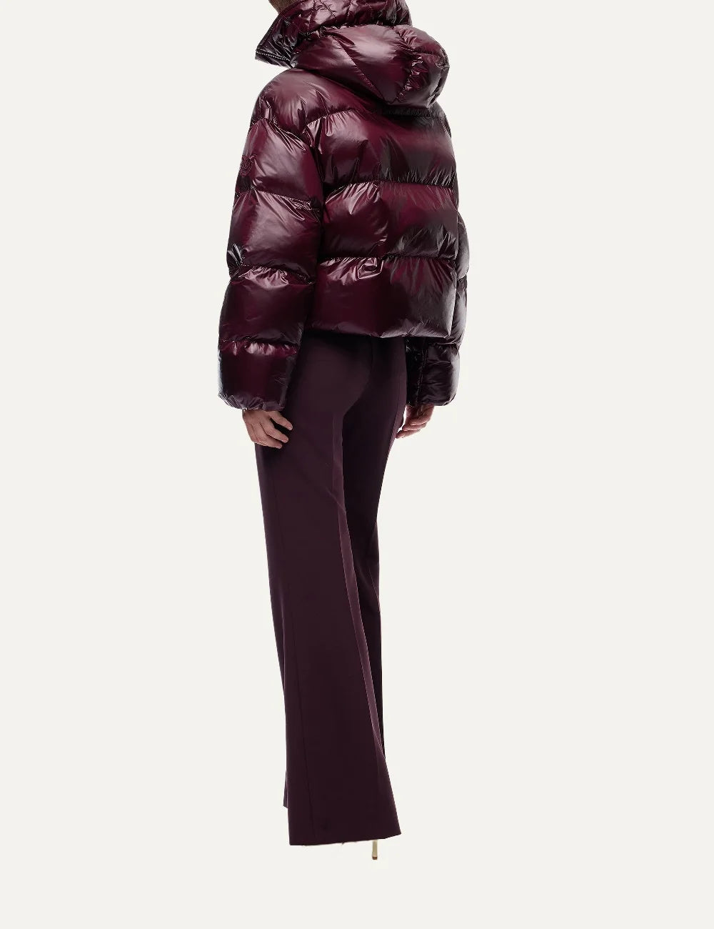 Pinko women's burgundy cropped down puffer jacket with semi-glossy quilted fabric, hood and metal snap buttons full body