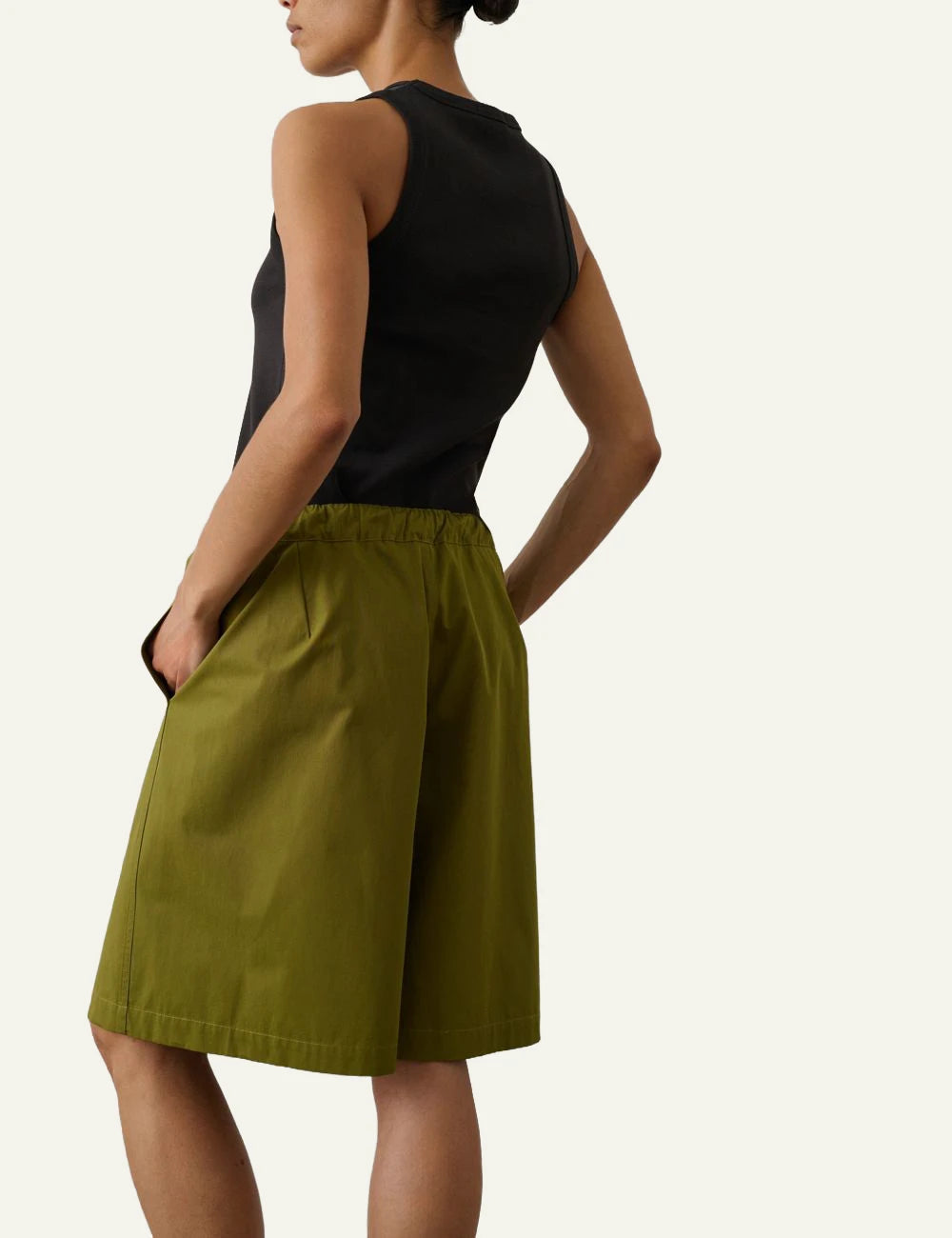 Soeur Izia shorts olive cotton canvas drawstring loose fit back