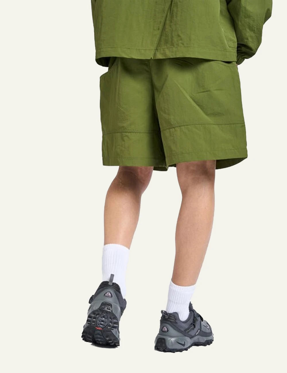 The North Face shorts woodland green nylon casual shorts back view