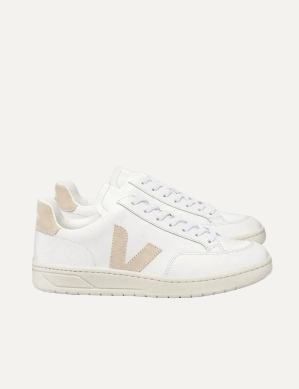 VEJA V-12 LEATHER VEJA