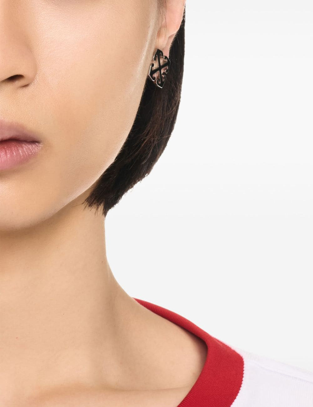 OFF WHITE ENAMEL ARROW MONO EARRING – Simple Caracters