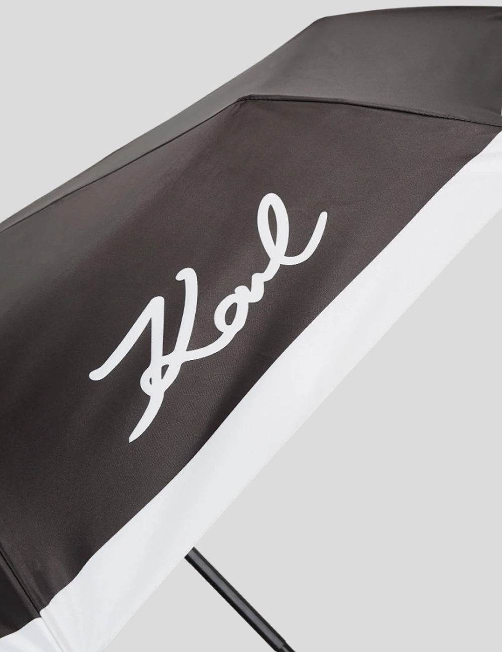 KARL LAGERFELD K/SIGNATURE SM UMBRELLA KARL LAGERFELD