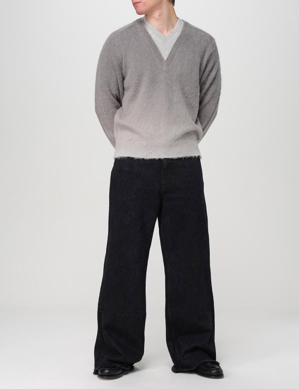 JWANDERSON V-NECK GADIENT JUMPER JWANDERSON