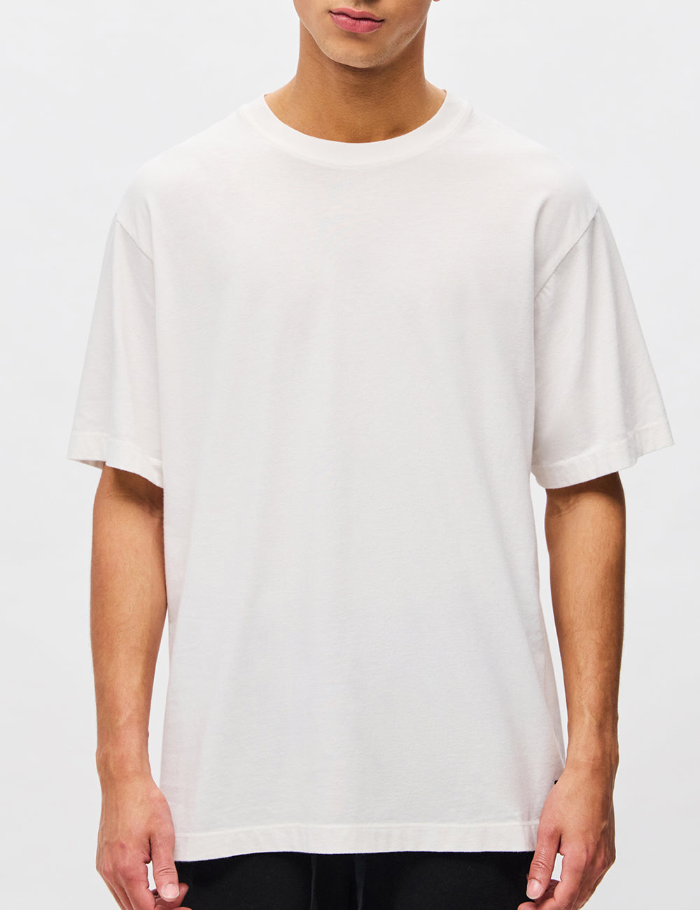 DIRTY LAUNDRY OVERSIZED ROUNDNECK T-SHIRT