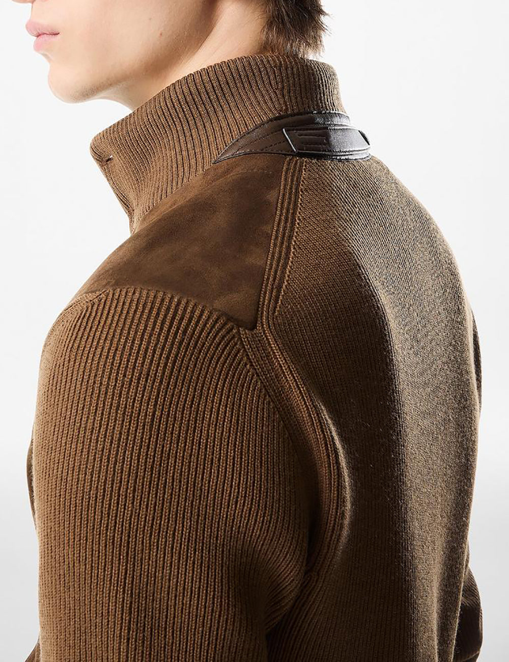 TOM FORD KNITWEAR BUTTON THR TOM FORD