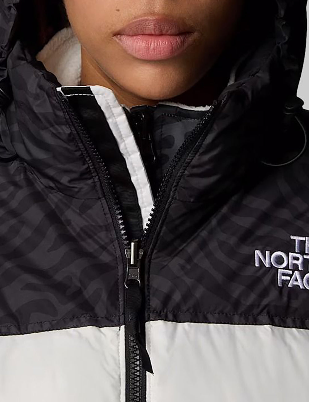 THE NORTHFACE W 1996 RETRO NUPTSE JACKET