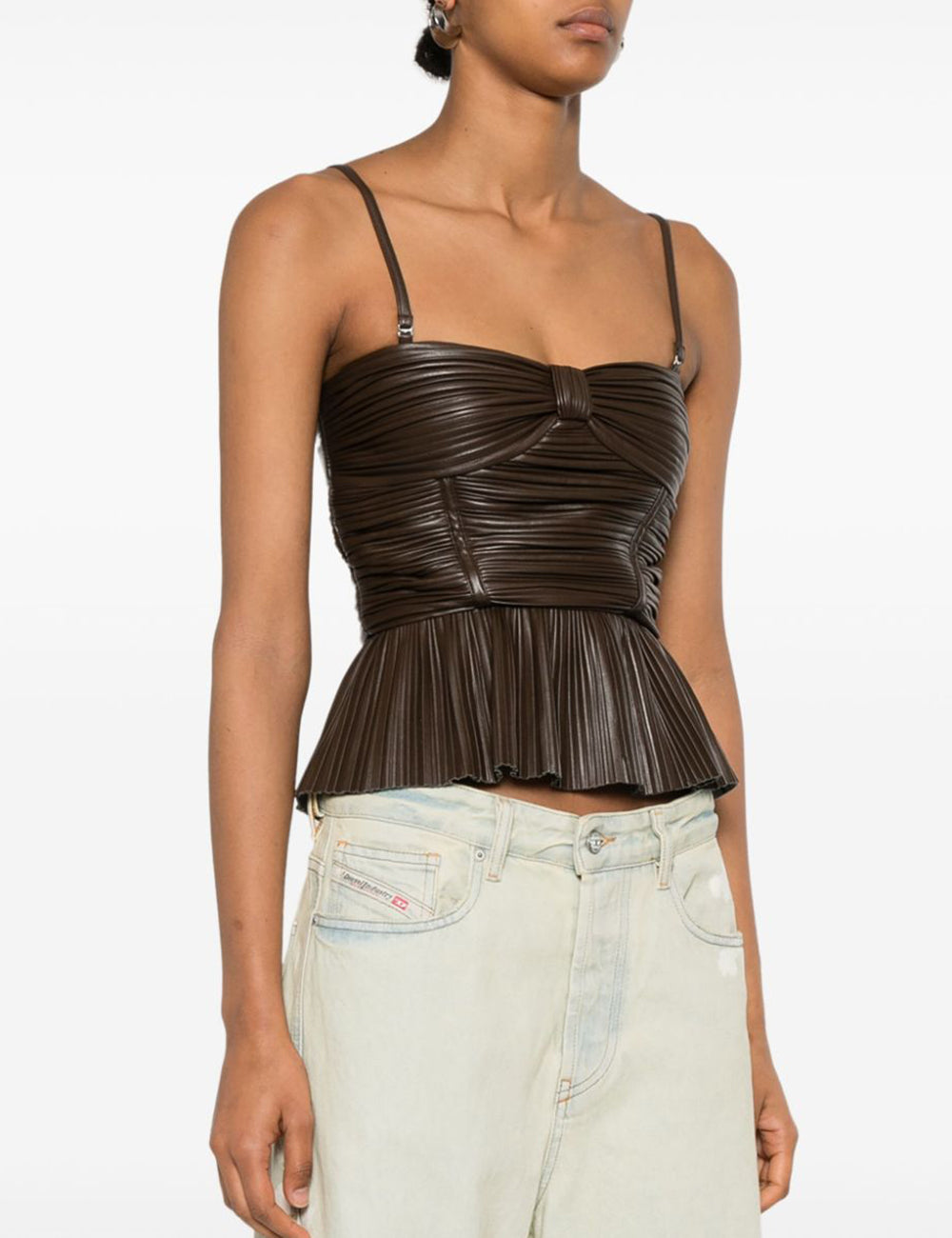 ROTATE PLEATED SLEEVELESS TOP