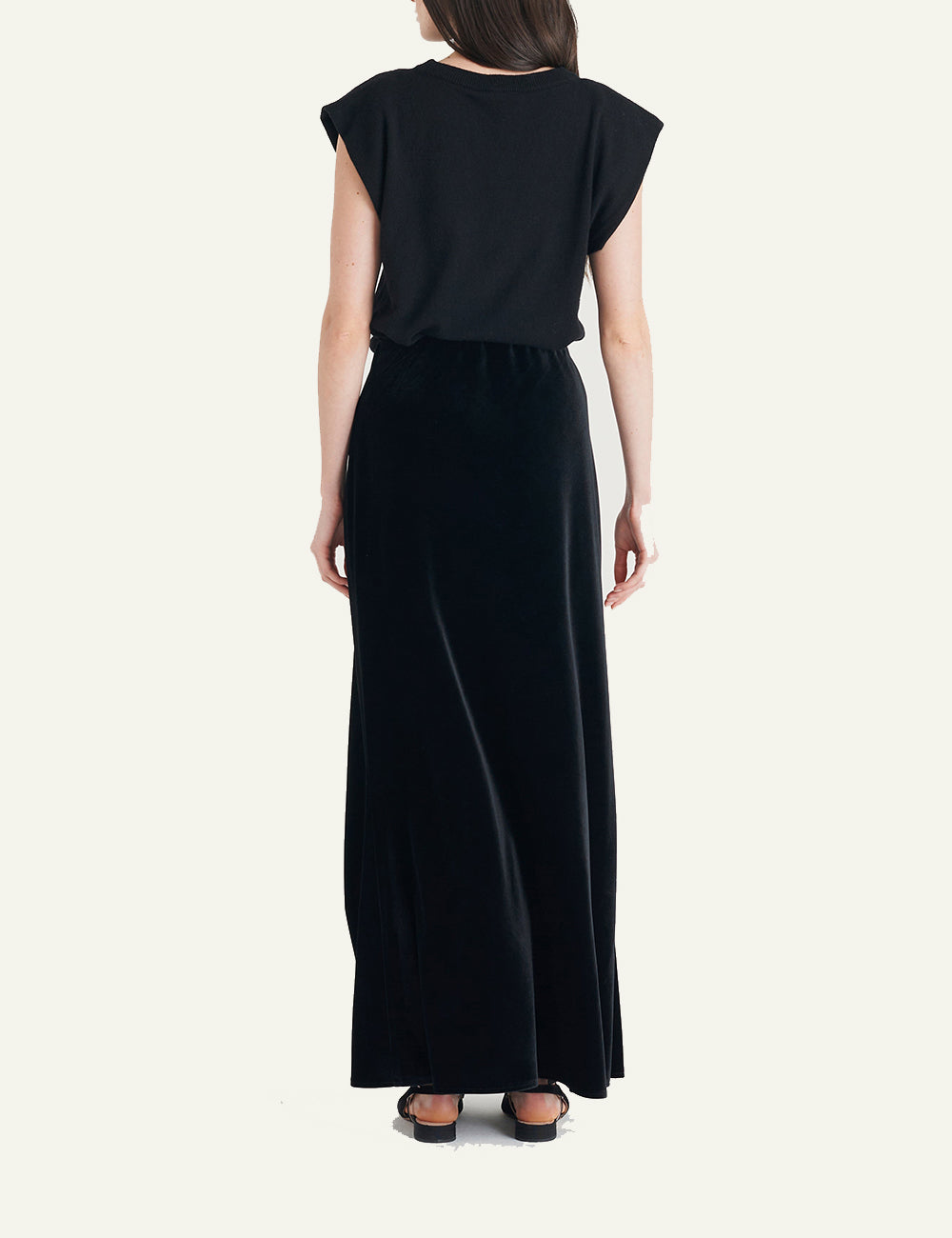 CARACTERE KNITTED TOP IN BLACK