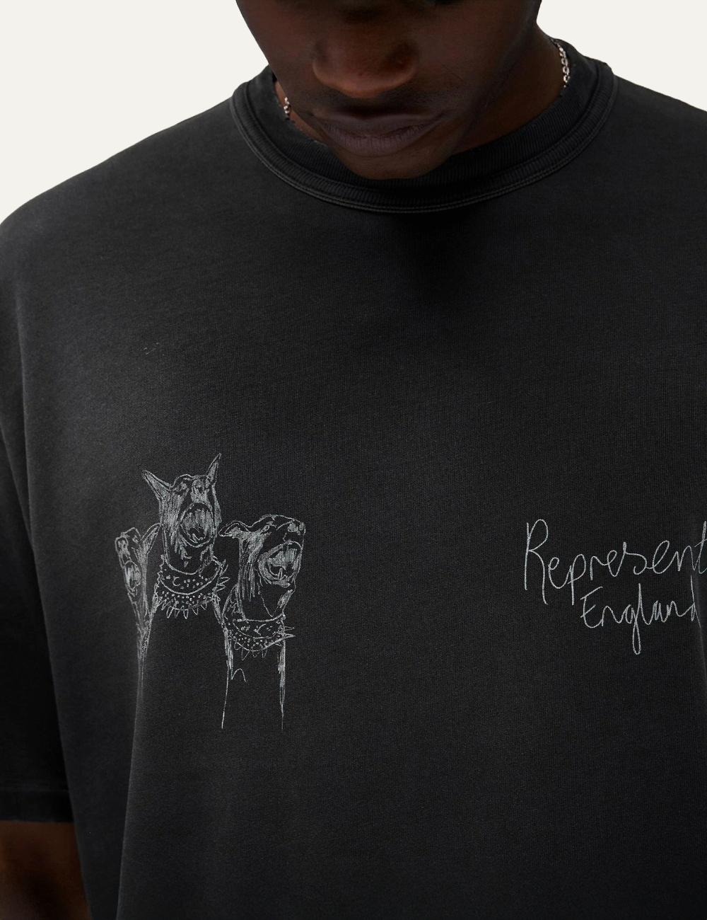 REPRESENT THOROUGHBRED DOGS T-SHIRT AGED BLACK