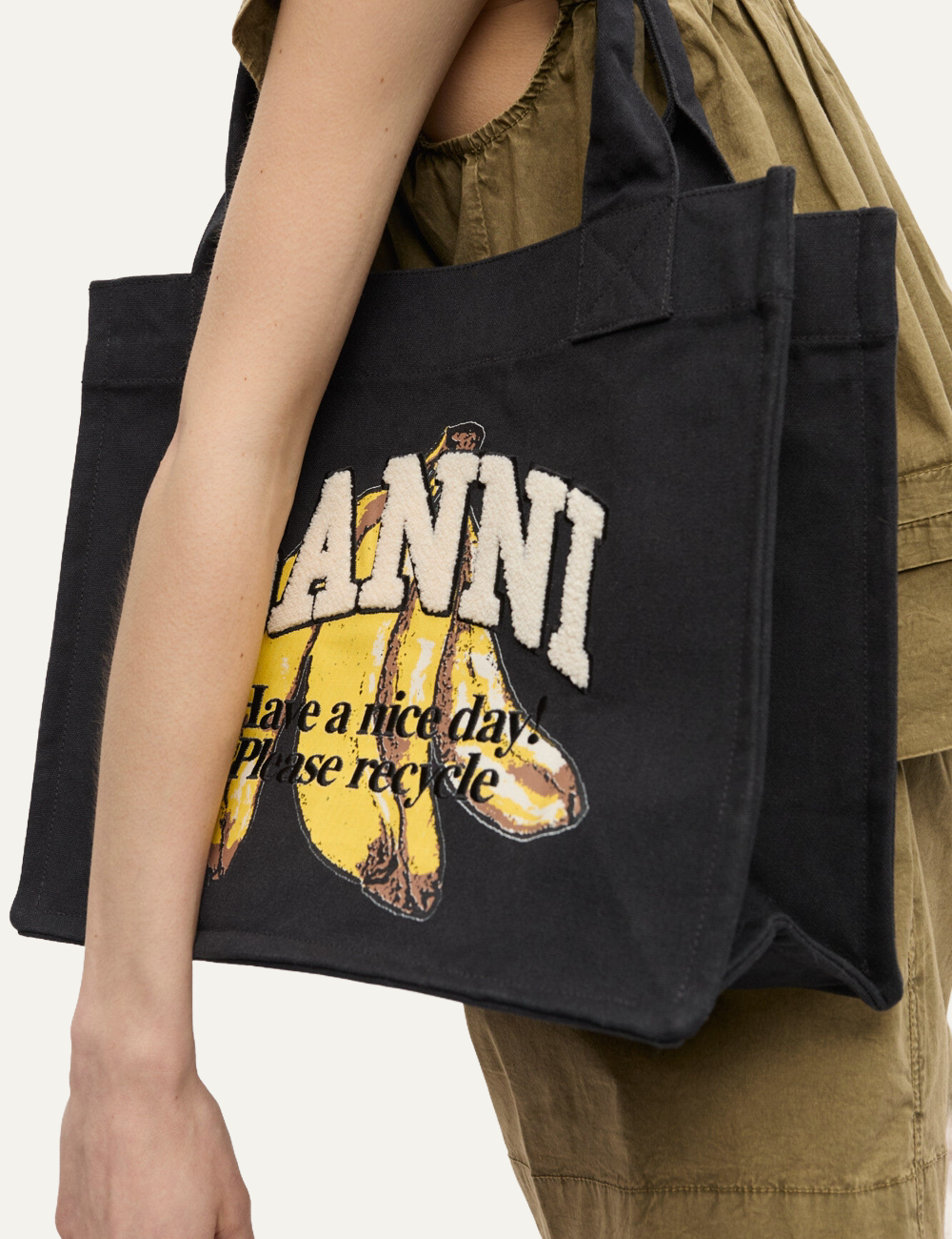 GANNI LARGE EASY SHOPPER POCKET BANANA