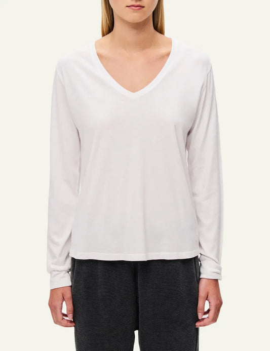DIRTY LAUNDRY V-NECK LONGSLEEVE