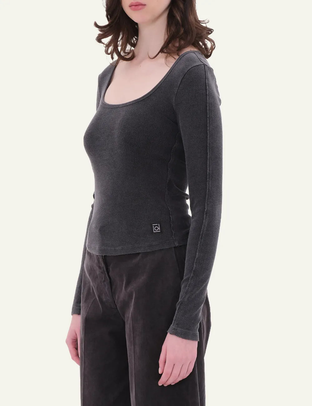 DIRTY LAUNDRY SCOOPNECK RIB LONGSLEEVE