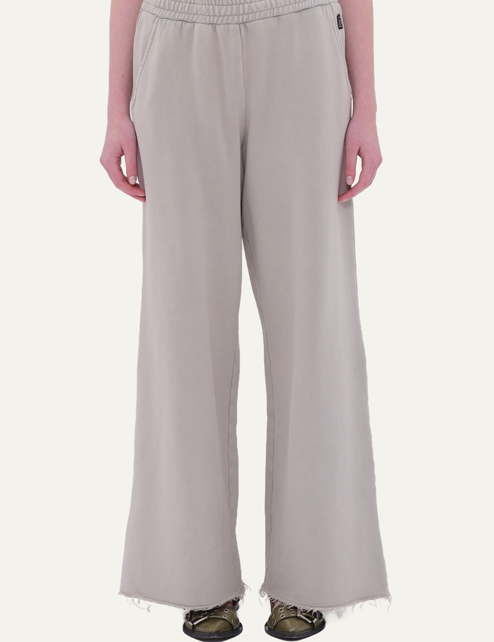 DIRTY LAUNDRY WIDELEG SWEATPANTS WITH RAW EDGES