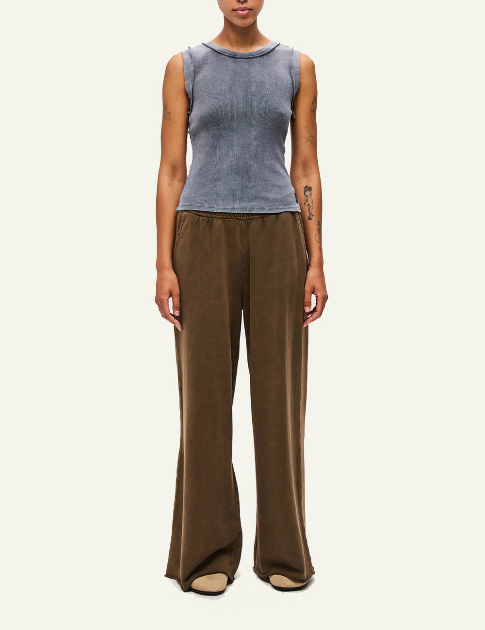 DIRTY LAUNDRY CURVED HEM RIB TANK TOP