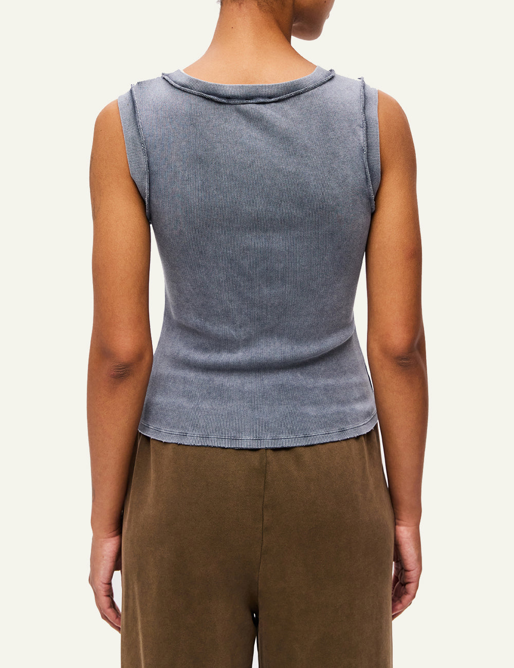 DIRTY LAUNDRY CURVED HEM RIB TANK TOP