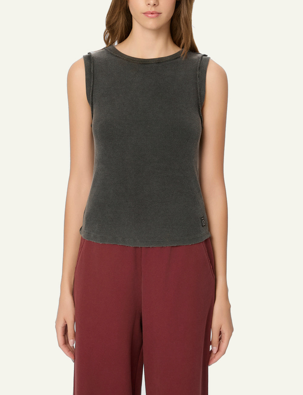 DIRTY LAUNDRY CURVED HEM RIB TANK TOP