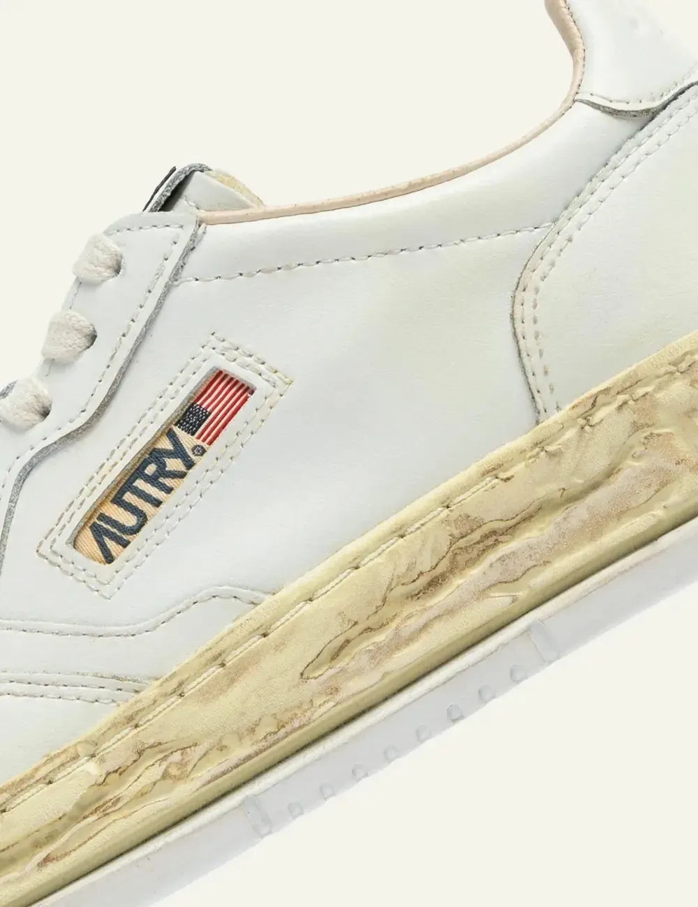 AUTRY SUP VINT LOW M MIHARA WHITE