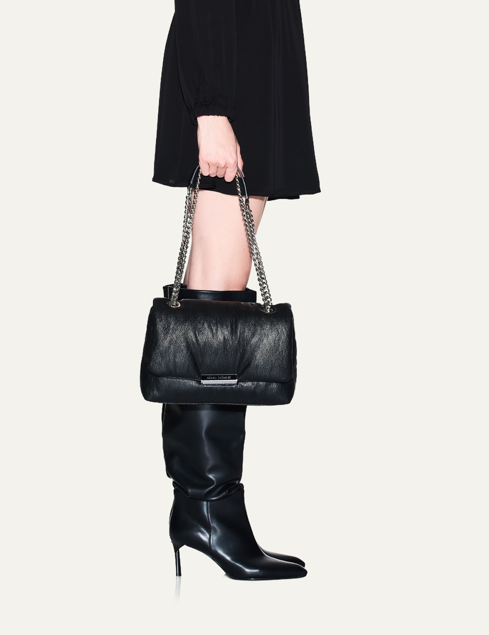 ARMANI EXCHANGE MESSENGER BAG