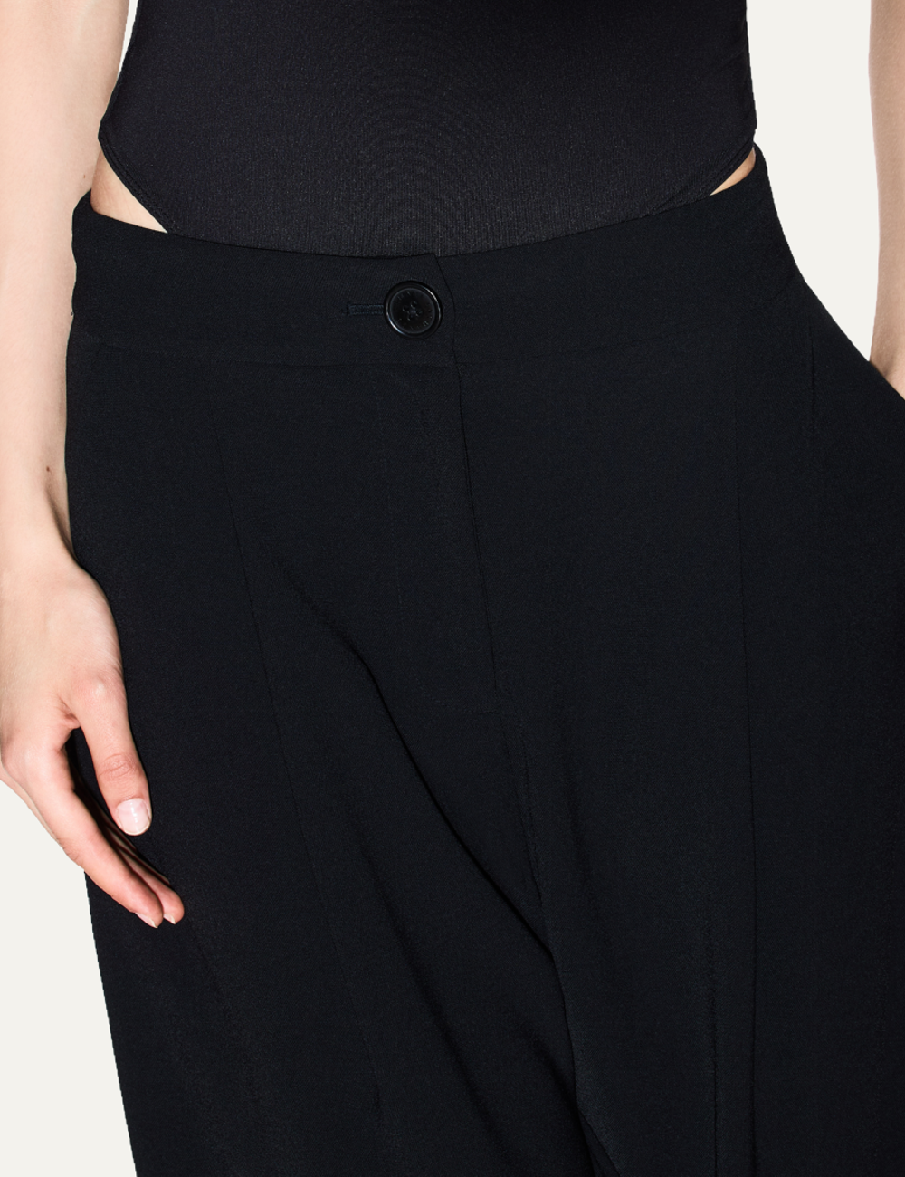 ARMANI EXCHANGE WIDE TROUSER IN BLACK