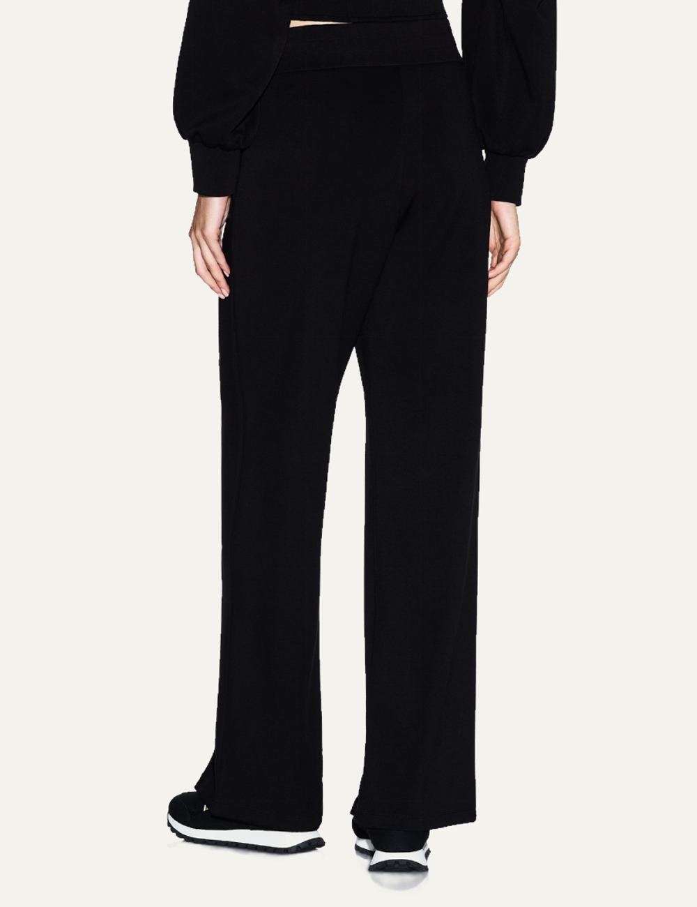 ARMANI EXCHANGE BLACK TROUSER