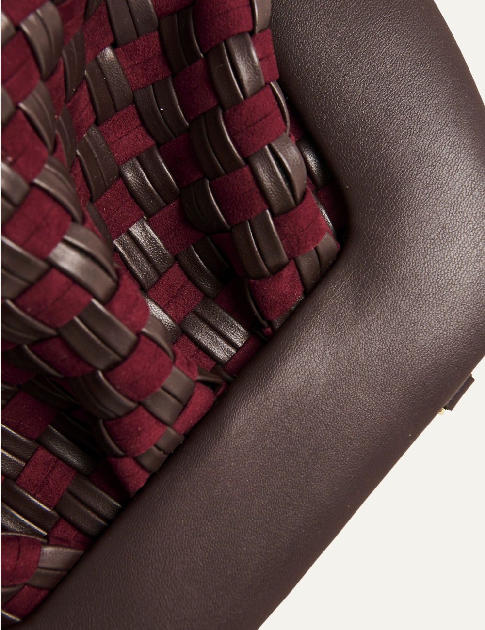 THEMOIRe TIA MICRO WEAVED SUEDE