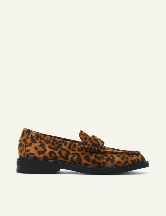 STEVE MADDEN ADISON LOAFERS IN LEOPARD