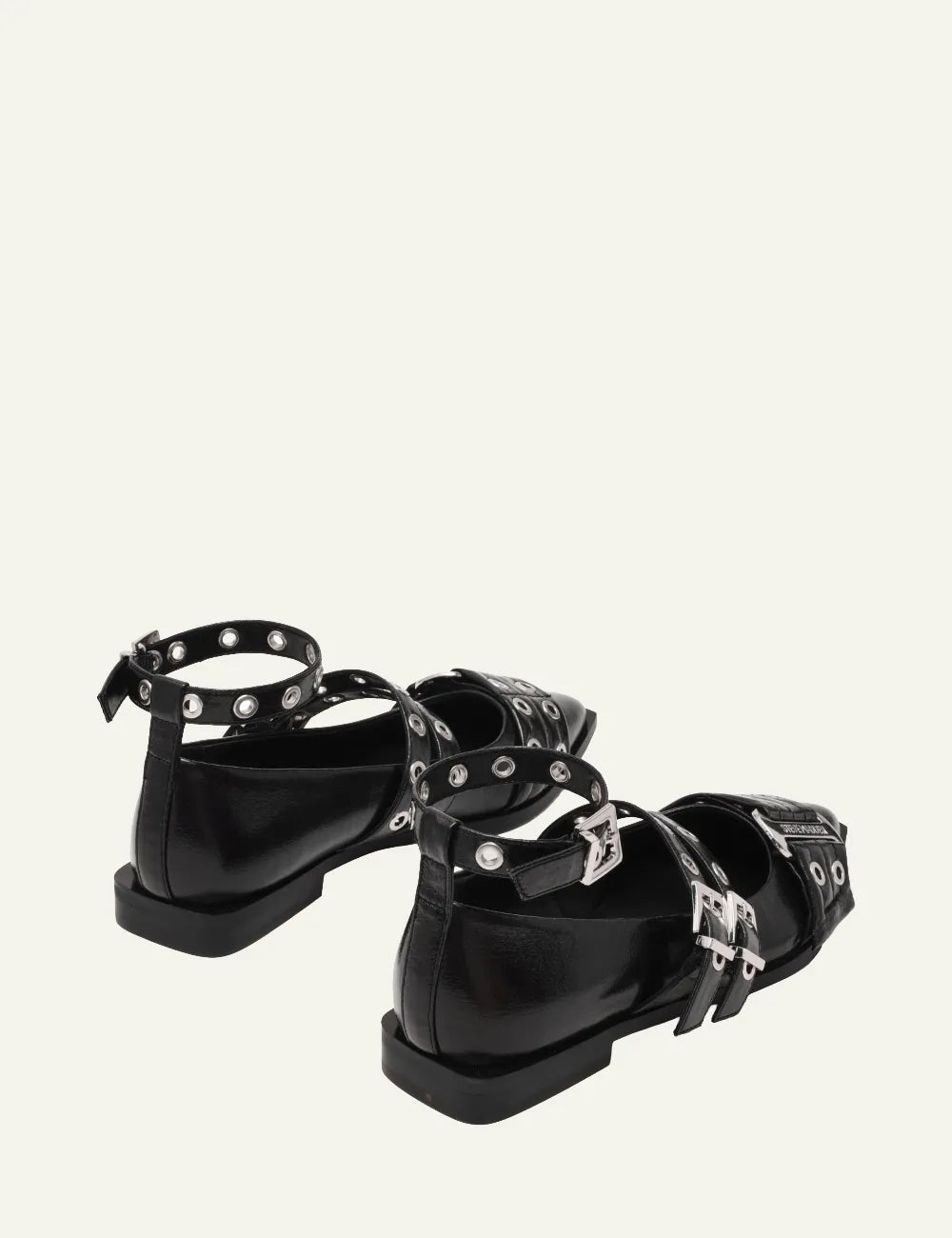 STEVE MADDEN GRANDER 02002