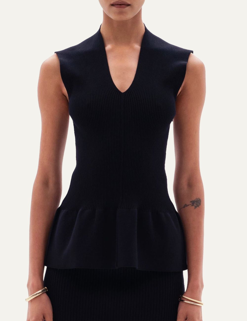 YUZEFI ORIN FLARED SLEEVELESS TOP - BLACK