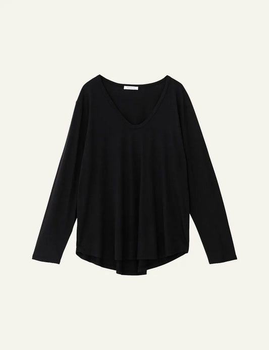 PHILOSOPHY OVERSIZED V NECK TOP BLACK