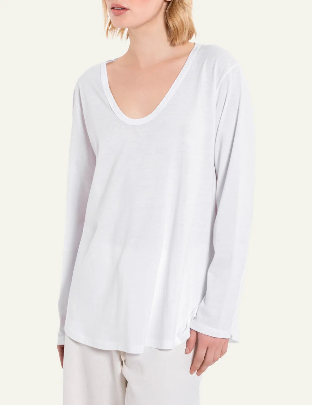 PHILOSOPHY OVERSIZED V NECK TOP WHITE