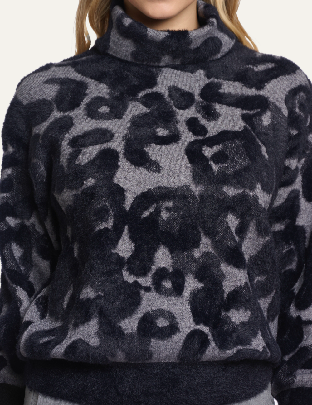 RINO PELLE NAURA SWEATER GREY BACK LEO