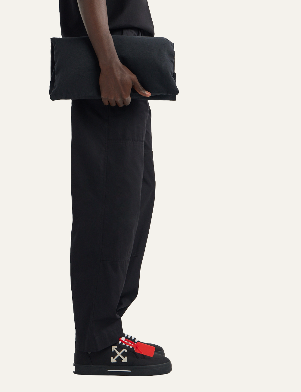 OFF WHITE VULC LOW BLACK/WHITE