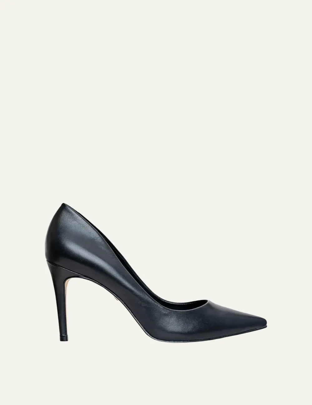 CARRANO BLACK CLASSIC LEATHER HEELS